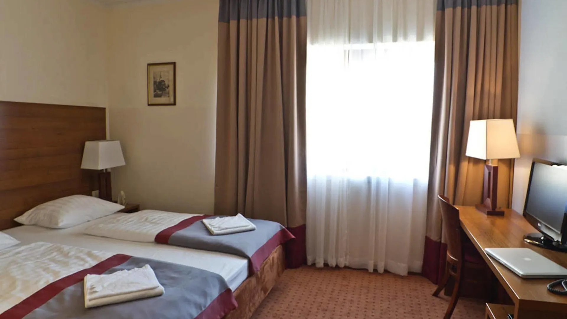 Ivbergs Hotel Messe Nord Berlin 3*,