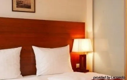 Ivbergs Hotel Messe Nord Берлин